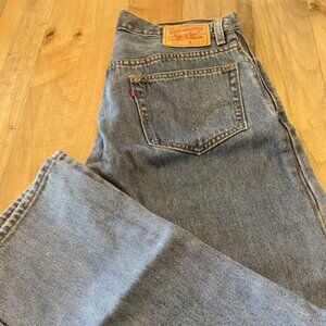 Levi's 505 Regular Fit Jean Size 33 x 32 inch Medium Stonewash